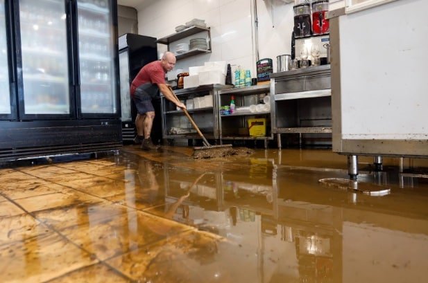 Learn more about emergency and disaster cleaning with JAN-PRO Cleaning & Disinfecting in Detroit.